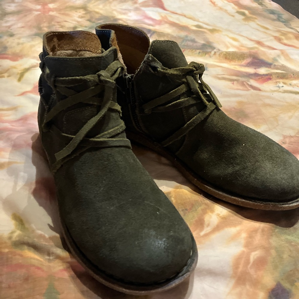 Born Booties